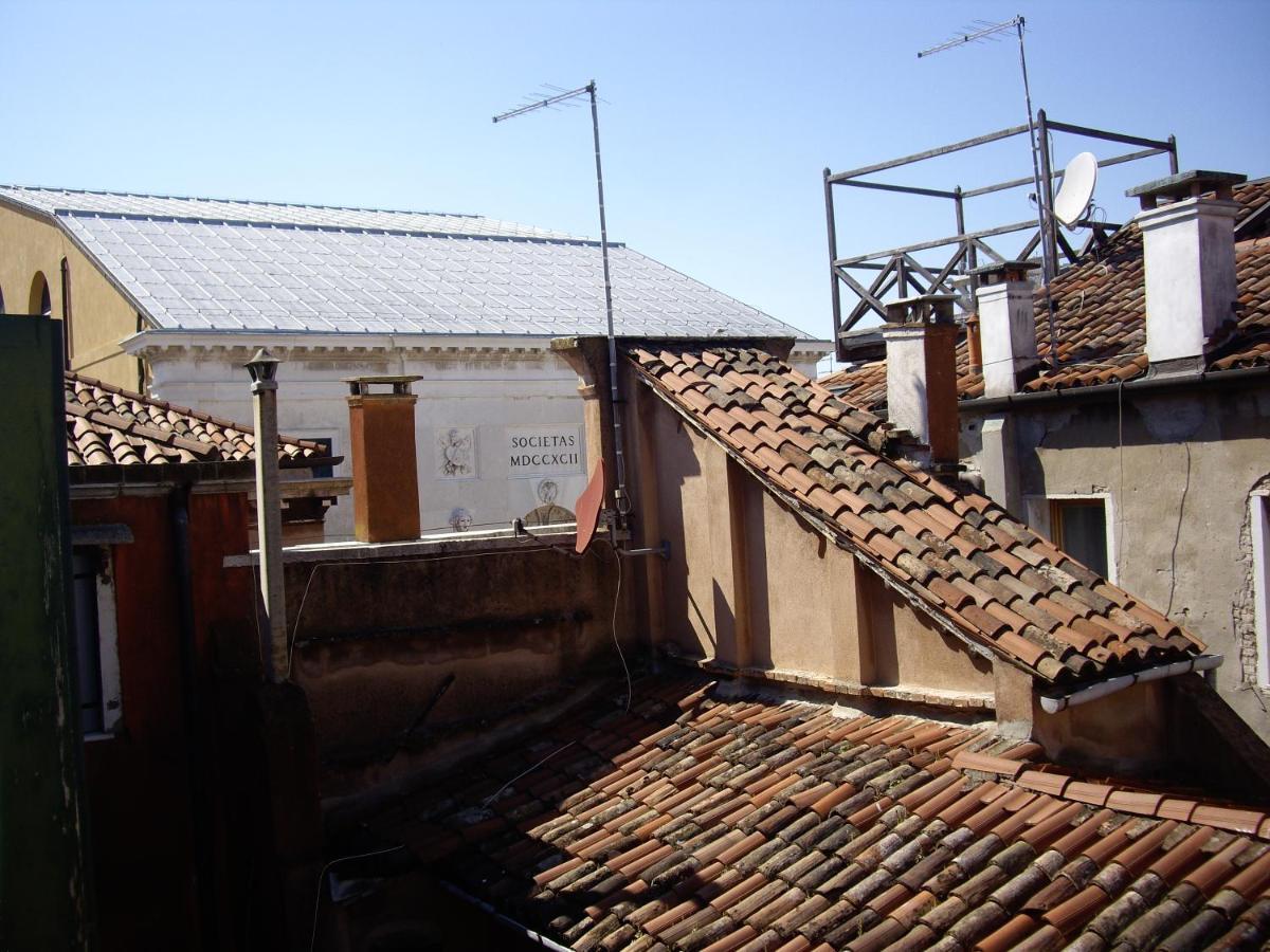 Wellvenice Fenice Apartment Exterior photo